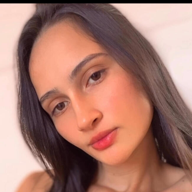 Babá em Picos: Laura