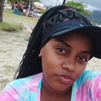 Babá em Sorocaba: Larissa