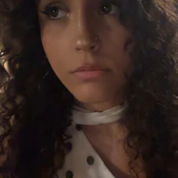 Babysitter in Montpellier: Camelia