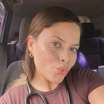 Babysitter in Ipatinga: Cassia