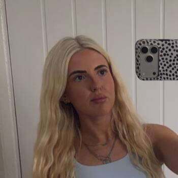 Babysitter Ebbw Vale: Niamh