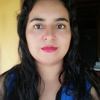 Niñera Medellín: Vicky