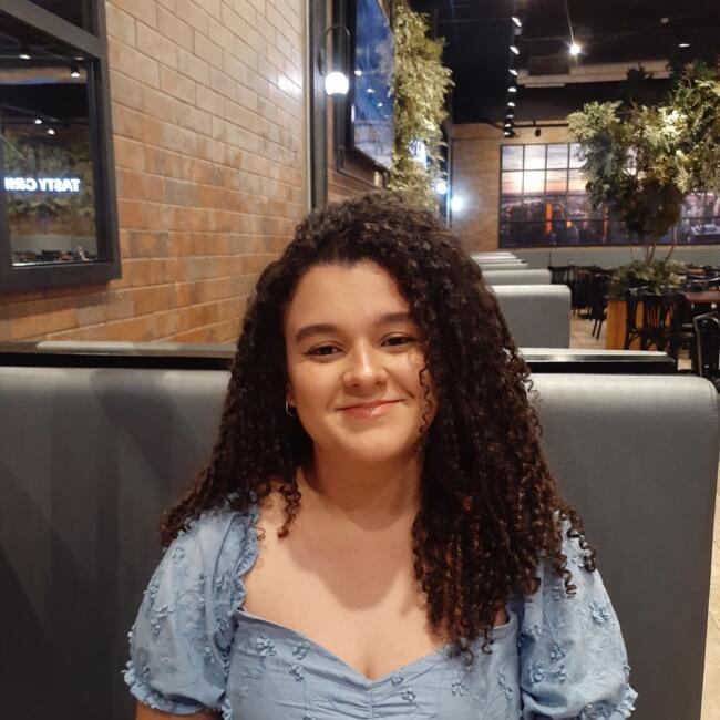 Babysitter in Suzano: Sarah