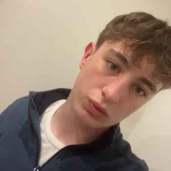 Oppas in Den Haag: Julian