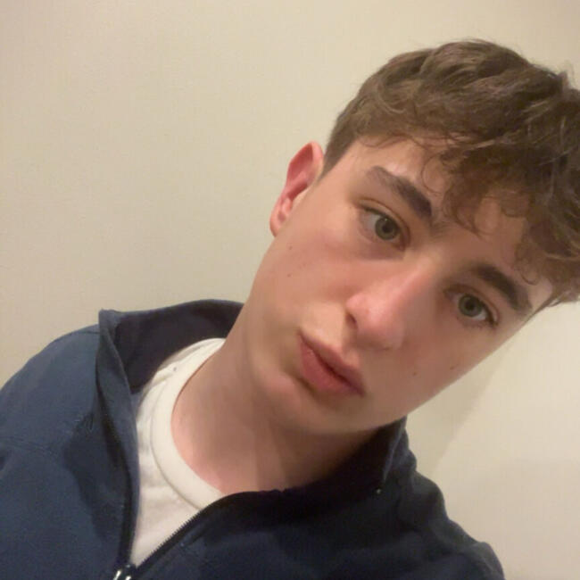 Babysitter in The Hague: Julian