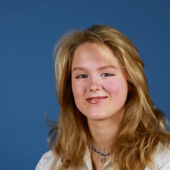 Babysitter in Budapest: Sári