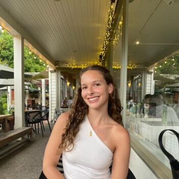 Babysitter in Auckland: Rachael