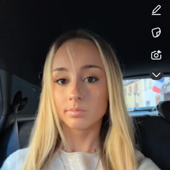 Babysitter in Issenheim: Carla