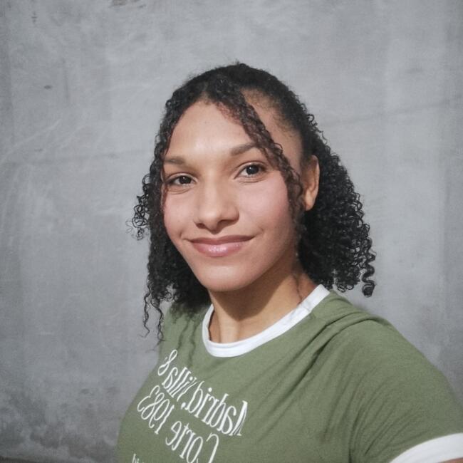 Babysitter in São Luís: Valéria