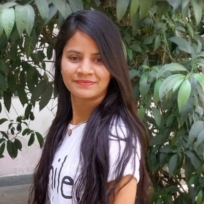 Babysitter in Jaipur: Poonam