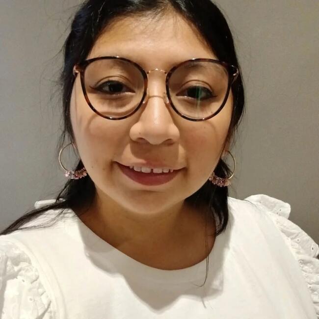 Babysitter in Los Ángeles: NOELIA CATALÁN