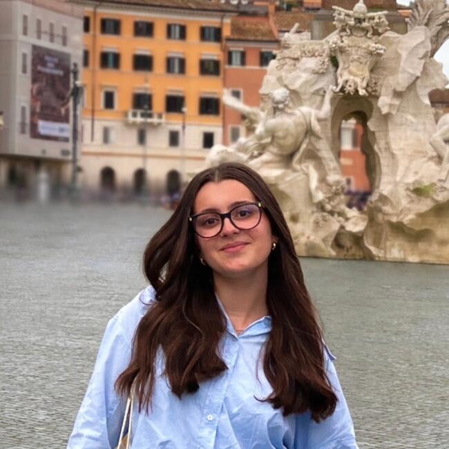 Babysitter in Malzéville: Enola