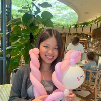 Babysitter in Singapore: Zuo
