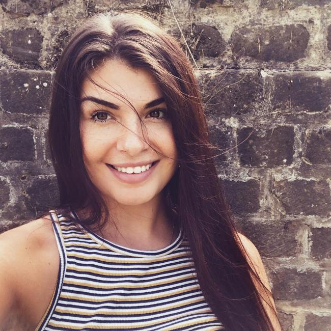 Babysitter in Dalheim: Caroline