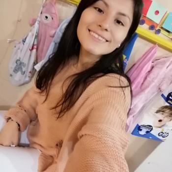 Niñera Ate: Nadelina
