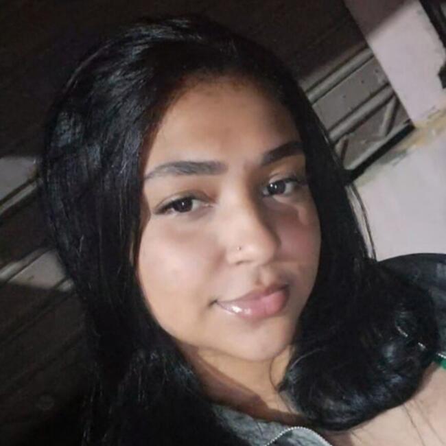 Babysitter in Campos dos Goytacazes: Julia