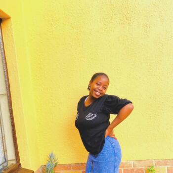 Babysitter in Kempton Park: Momo