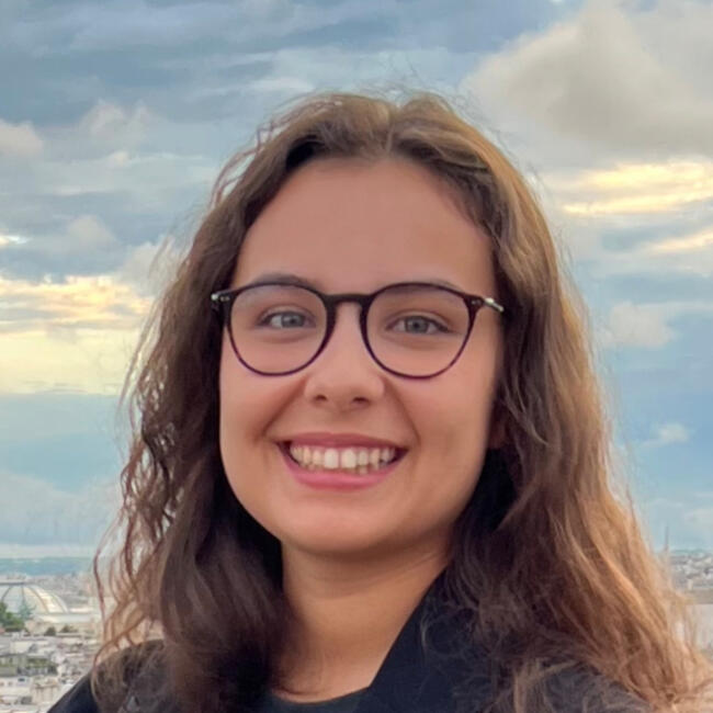 Babysitter in Nantes: Chloé