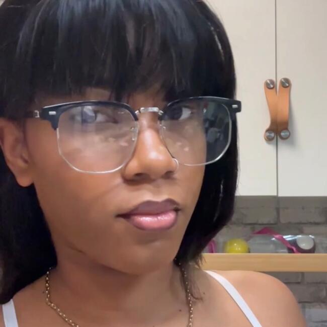 Babysitter in Brussels: Rehmat