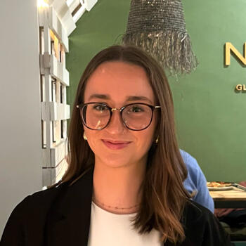 Babysitter in Winzendorf: Livia