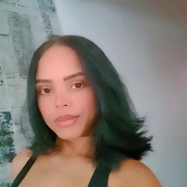Emprego de babá em Caldas Novas: Karen