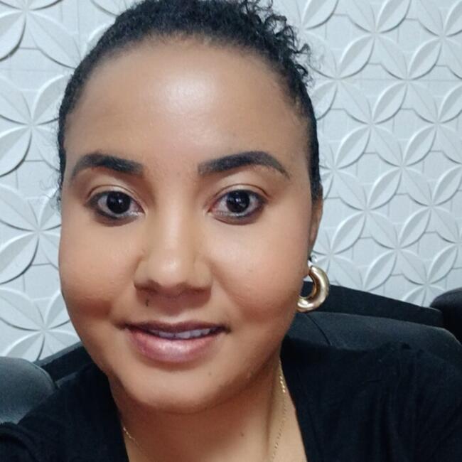 Babysitter in São Paulo: Kelly