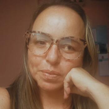 Babysitter Praia Grande: Luciana