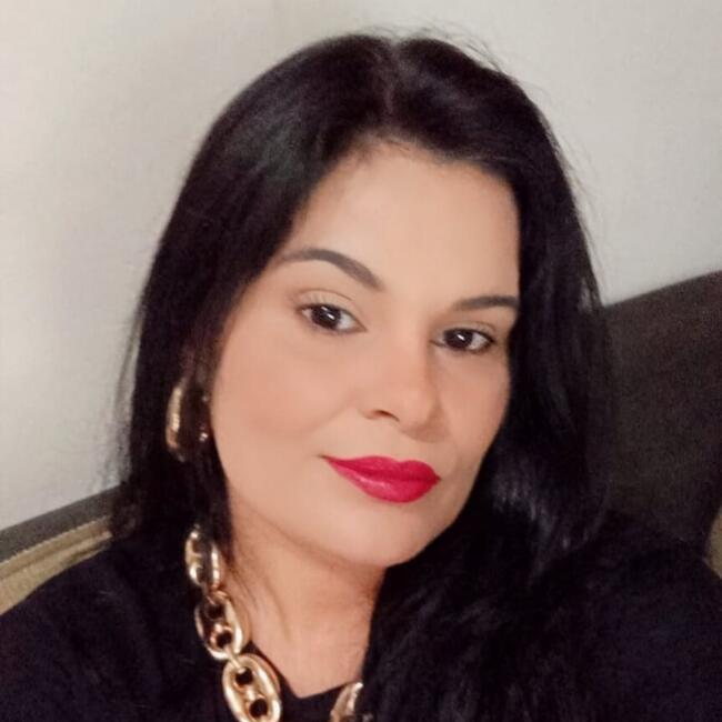 Babysitter in São Paulo: Luciana