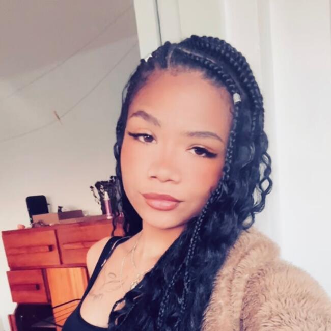 Babysitter in Caxias do Sul: Kethelyn