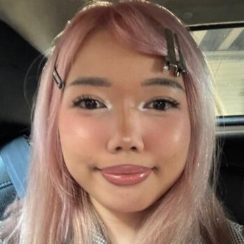 Pengasuh di Singapore Island: Isabelle