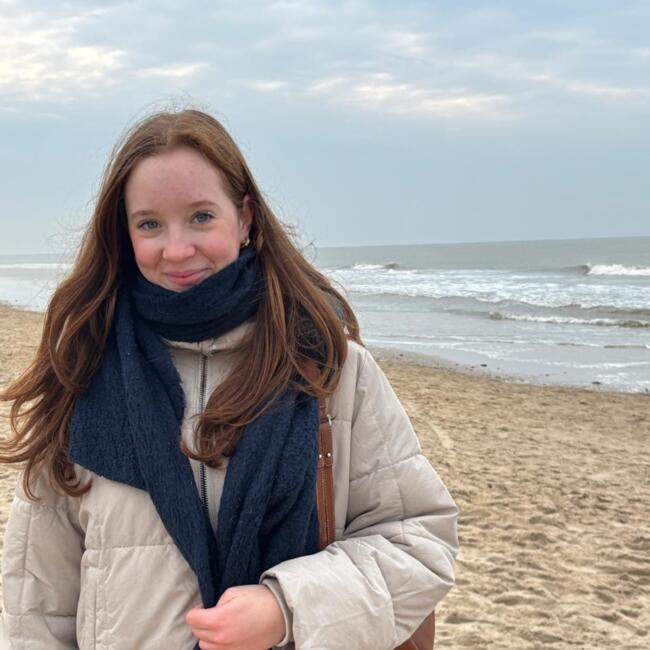 Babysitter in Grimbergen: Yana