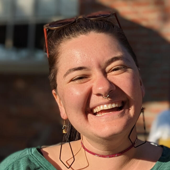 Babysitter in Raglan: Sequoia