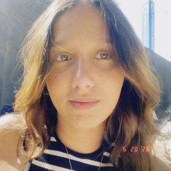 Babysitter in Aparecida de Goiânia: Ana luiza