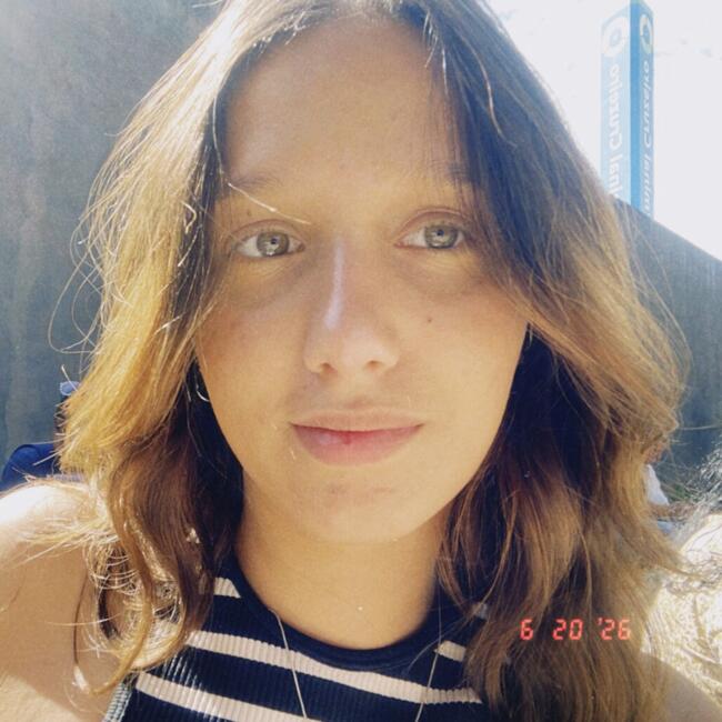 Babysitter in Aparecida de Goiânia: Ana luiza