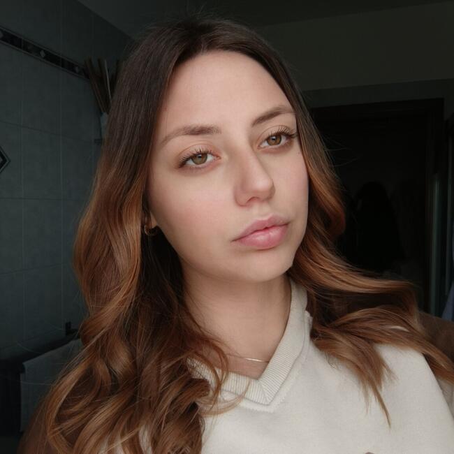 Babysitter a Pavone del Mella: Gloria