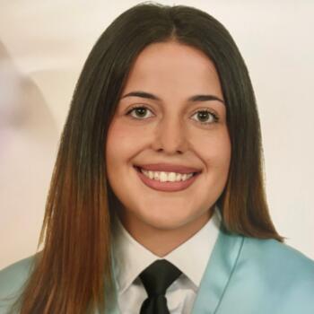 Babysitter in Los Palacios y Villafranca: Claudia