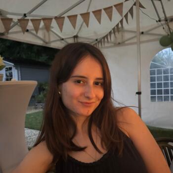Babysitter in Frencq: Louisa