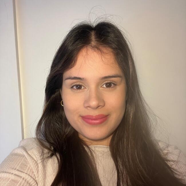 Nanny in Langnau am Albis: Angie Alejandra