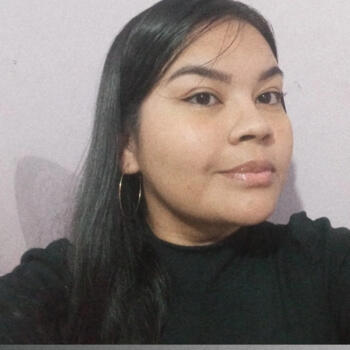 Babysitter in Manaus: Tiana
