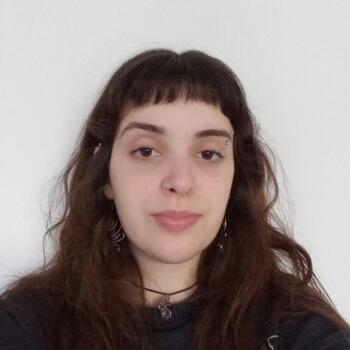 Babysitter in La Plata: Estefanía