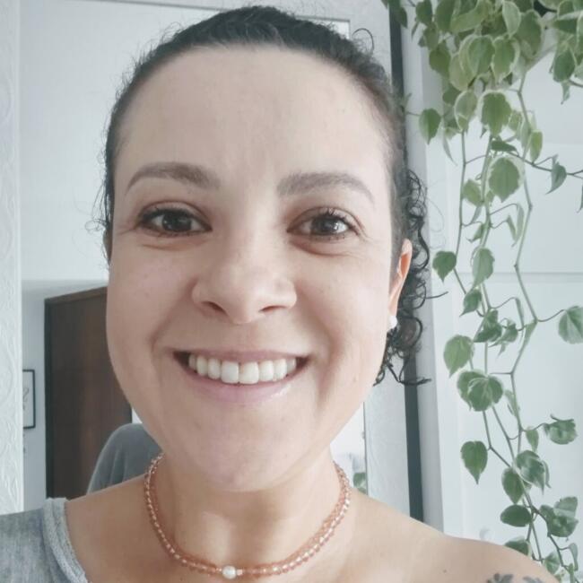 Babysitter in Palhoça: Paula