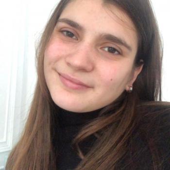 Babysitter in Amiens: Léna