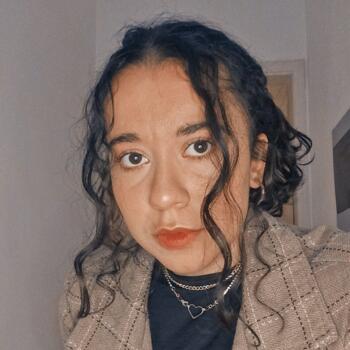 Babysitter in Uberlândia: Emanoela