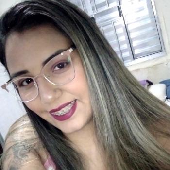 Emprego de babá em Caragua: emprego de babá Juliane