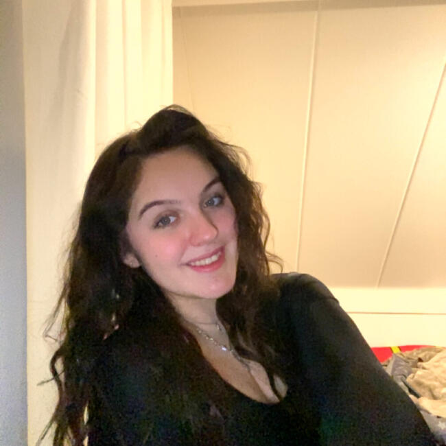 Babysitter in Balgau: Lara