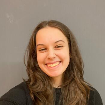 Babysitter in Rochester: Lucy