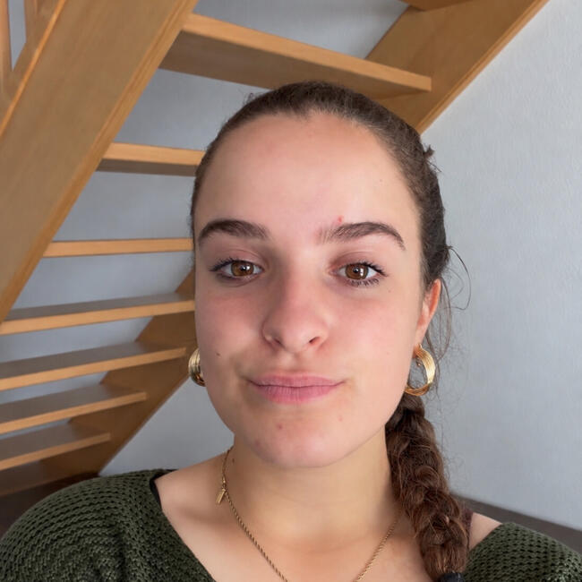 Babysitter in Besançon: Alice