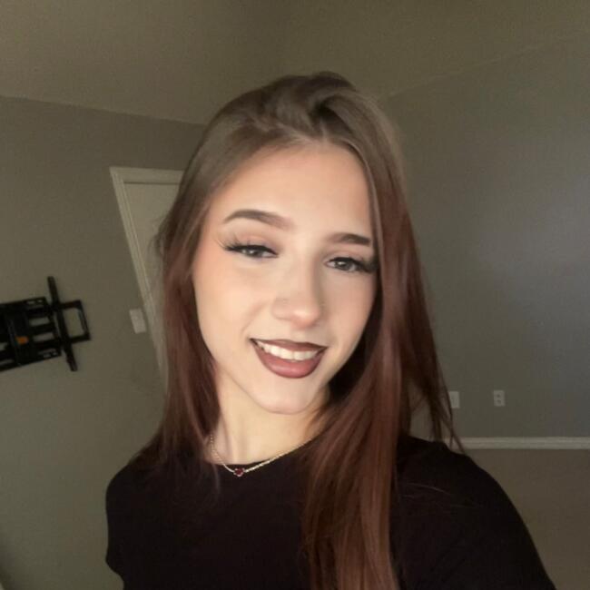 Babysitter in Denton: Blakely