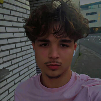 Babysitter in Putte: N.Claudiu