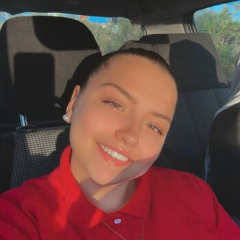 Baby-sitter Béziers: Axelle